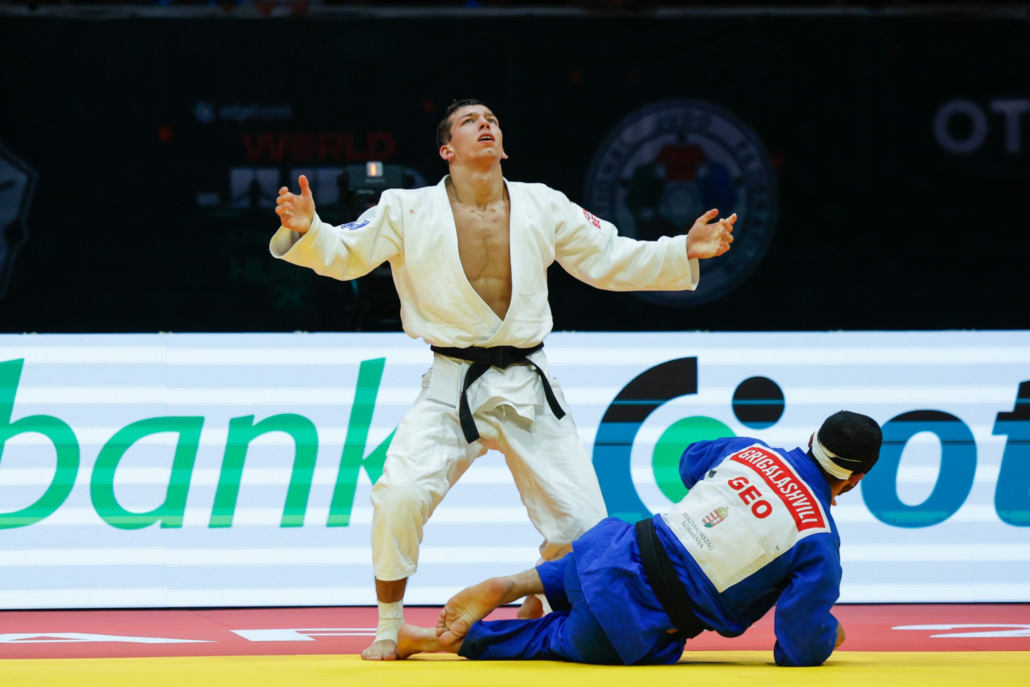 World Champion Arbuzov Rises To The Occasion